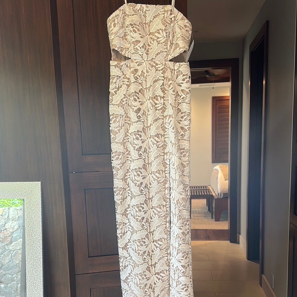 Aidan Mattox Strapless Lace Gown in Cream